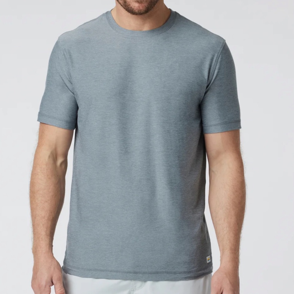 NWT Vuori Men’s Strato Tech Tee